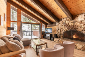 Beautiful 4-Bedroom Contemporary Mountain Home condo Truckee